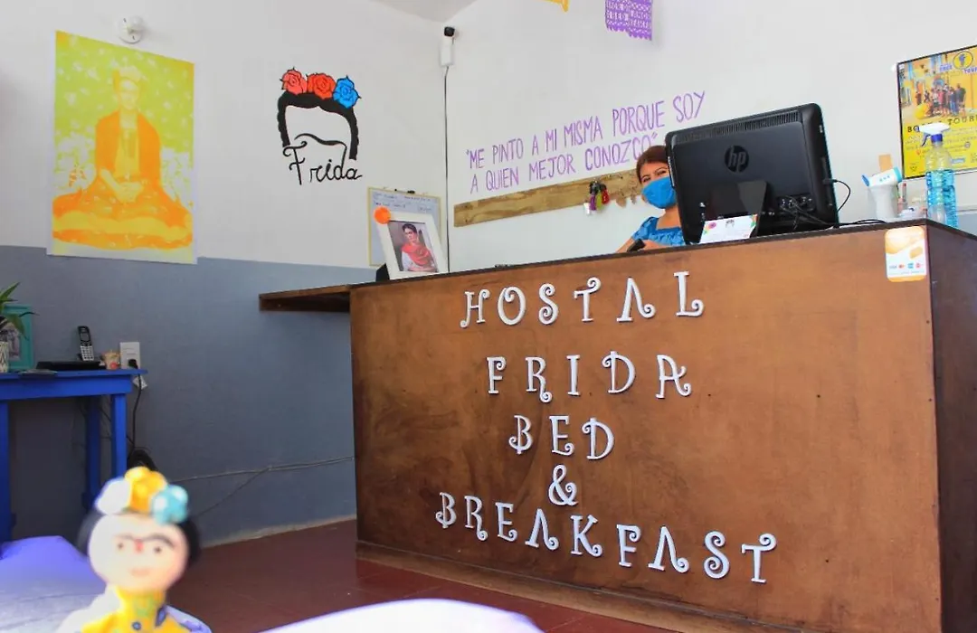 Hostel Frida Bed & Breakfast-1